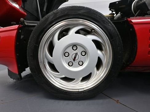 Used 1992 Chevrolet Corvette Coupe RWD image 15