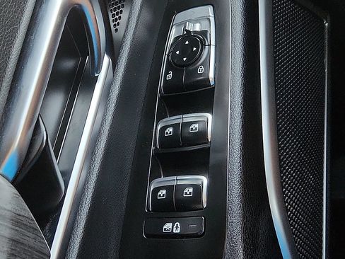 Used 2023 Kia Telluride EX w/ EX Captain's Chair Package FWD image 11