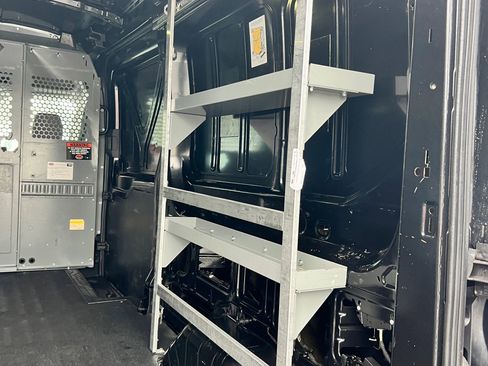 Used 2015 Ford Transit 250 148 Medium Roof image 15