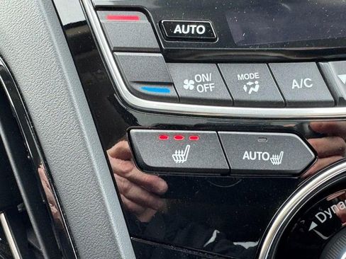 Used 2024 Acura RDX SH-AWD image 20