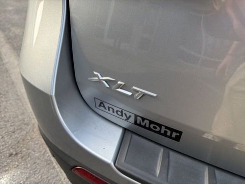 Certified 2022 Ford Explorer XLT w/ Equipment Group 202A image 9