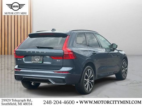 Used 2023 Volvo XC60 B6 Ultimate w/ Climate Package AWD/4WD image 4