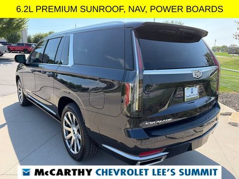 Used 2022 Cadillac Escalade ESV Premium Luxury Platinum AWD/4WD image 15