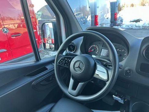 Used 2023 Mercedes-Benz Sprinter 144 Cargo image 25