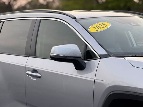 Used 2025 Toyota RAV4 XLE image 7