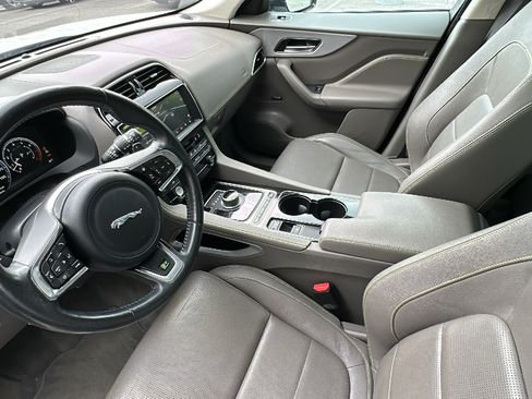 Used 2017 Jaguar F-PACE R-Sport AWD/4WD image 22