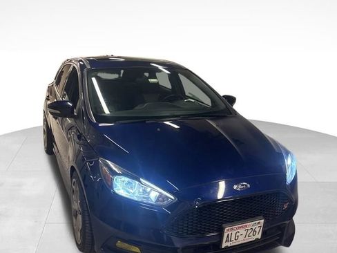 Used 2016 Ford Focus ST image 1