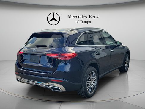 Used 2023 Mercedes-Benz GLC 300 image 3