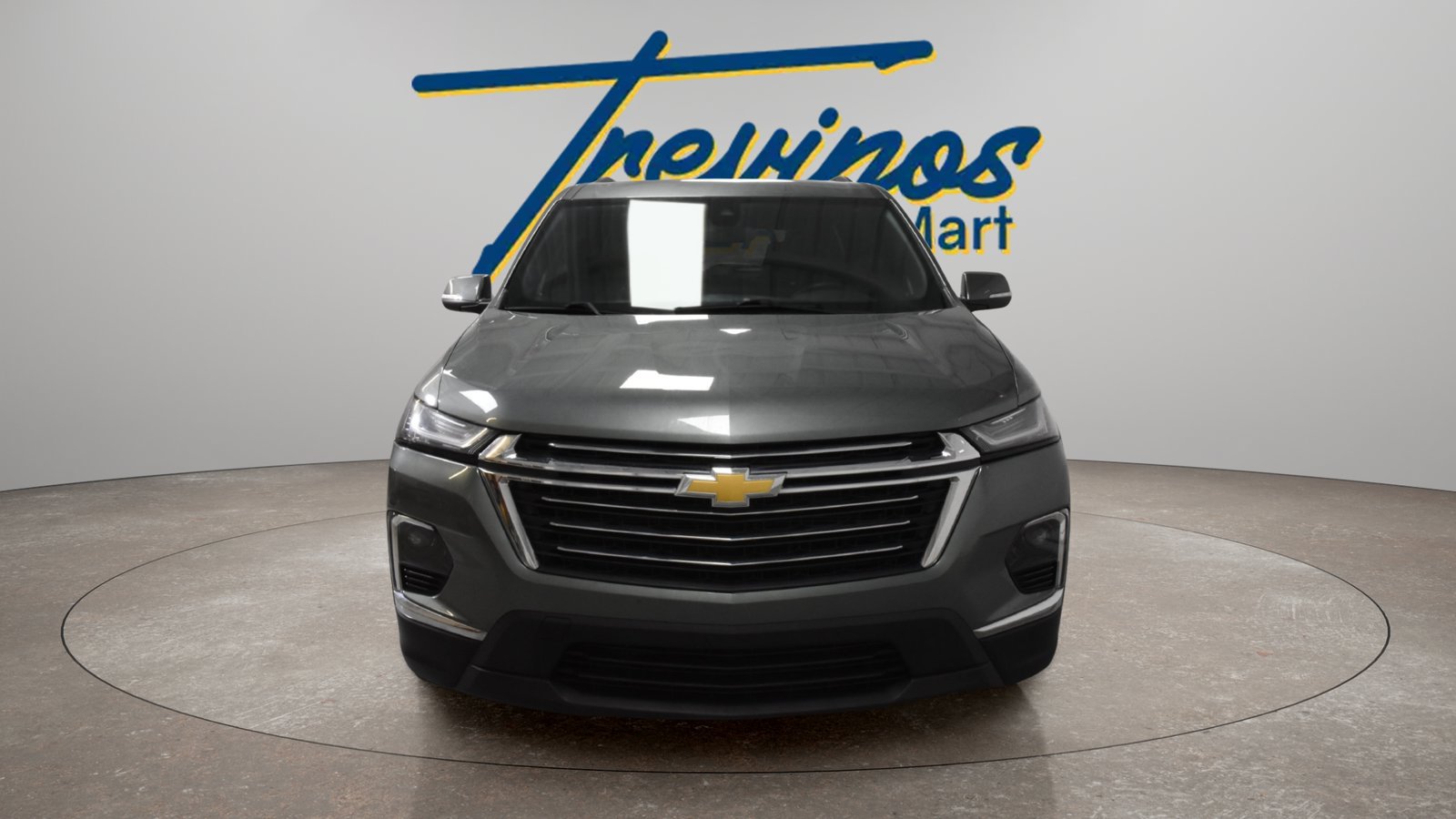 Used 2023 Chevrolet Traverse LT FWD image 4