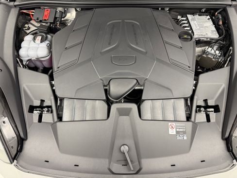 New 2026 Porsche Cayenne image 59