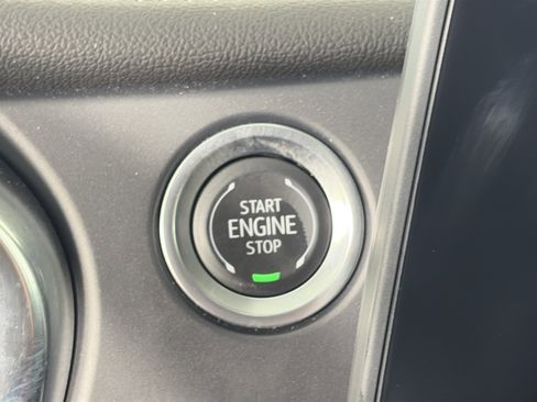 Used 2025 Chevrolet Blazer LT image 28