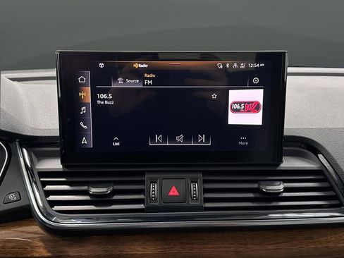 Used 2023 Audi Q5 2.0T Premium Plus w/ Premium Plus Package image 18