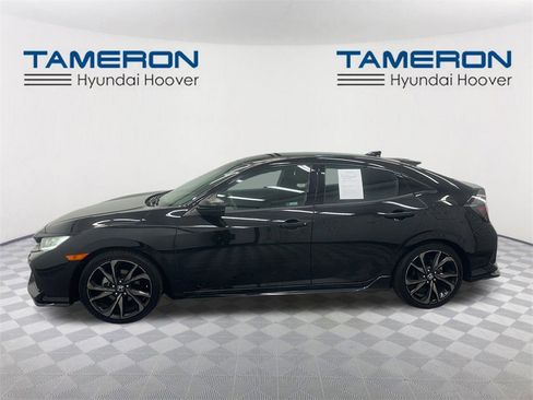 Used 2019 Honda Civic Sport image 2