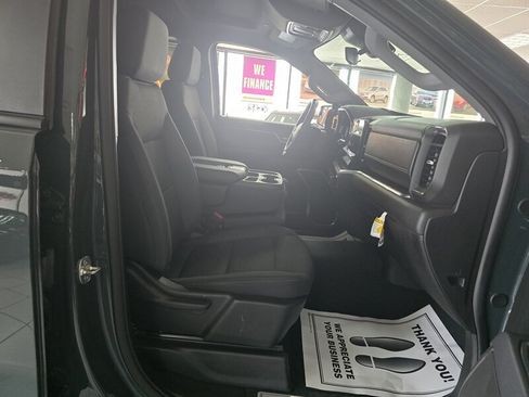 Used 2025 Chevrolet Silverado 1500 LT AWD/4WD image 14