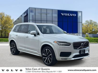 Certified 2022 Volvo XC90 T6 Momentum w/ Climate Package