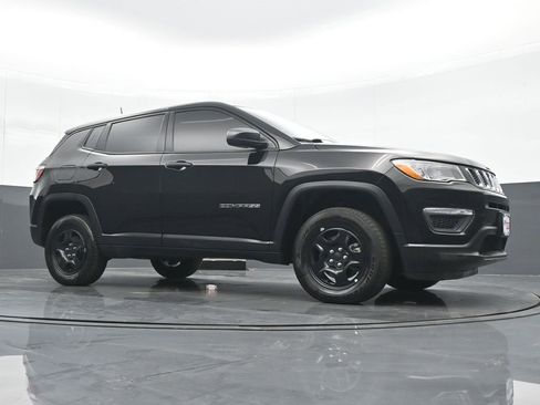 Used 2021 Jeep Compass Sport image 23