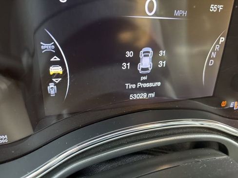 Used 2021 Jeep Grand Cherokee Laredo X image 33