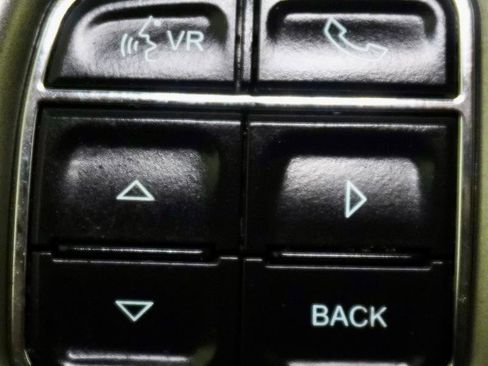 Used 2018 Dodge Journey Crossroad image 31