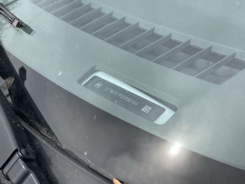 New 2025 GMC Savana 2500 w/ Driver Convenience Package image 33