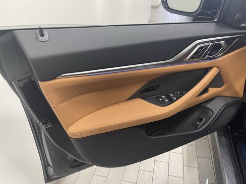 Used 2025 BMW i4 xDrive40i w/ Premium Package image 8