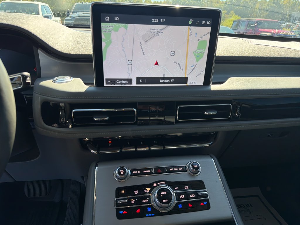 Used 2021 Lincoln Aviator Reserve w/ Equipment Group 202A AWD/4WD image 21