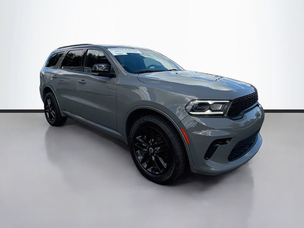 Used 2024 Dodge Durango GT AWD/4WD image 3