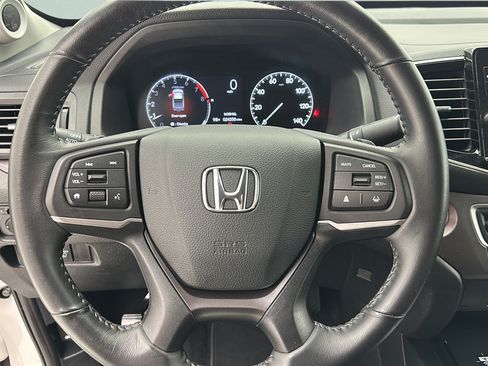 Used 2025 Honda Ridgeline Sport+ image 16