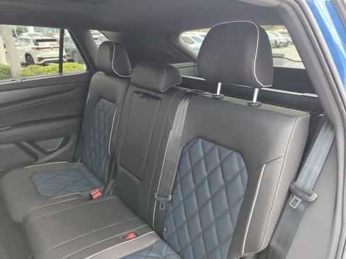 New 2026 Volkswagen Atlas Cross Sport SEL Premium R-Line image 30