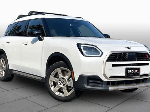 Used 2025 MINI Cooper Countryman S w/ Comfort Package Max AWD/4WD image 2