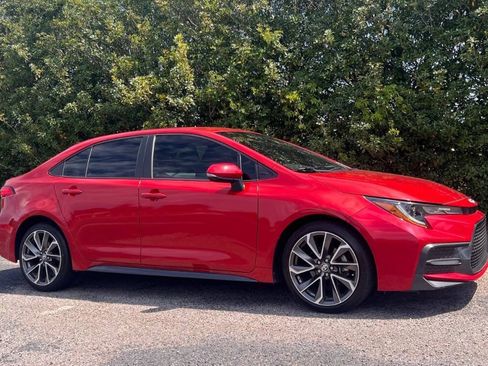 Used 2020 Toyota Corolla SE FWD image 11