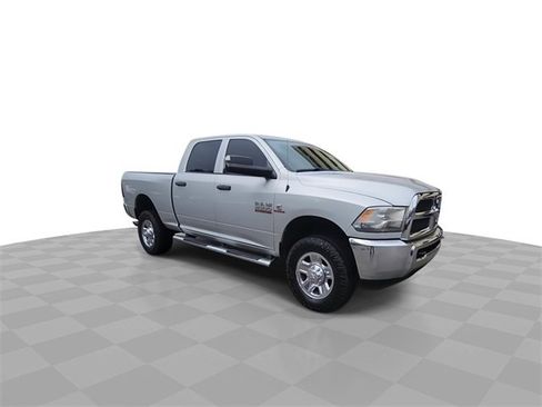 Used 2015 RAM 2500 Tradesman w/ Chrome Appearance Group image 2