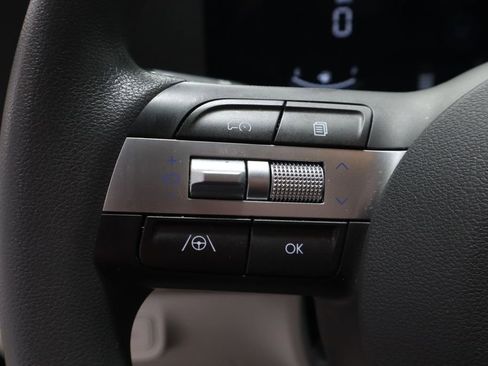 Used 2024 Hyundai Kona SE image 27