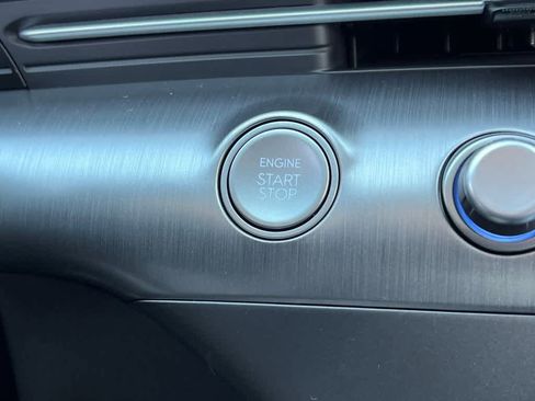 New 2026 Hyundai Kona SE image 17