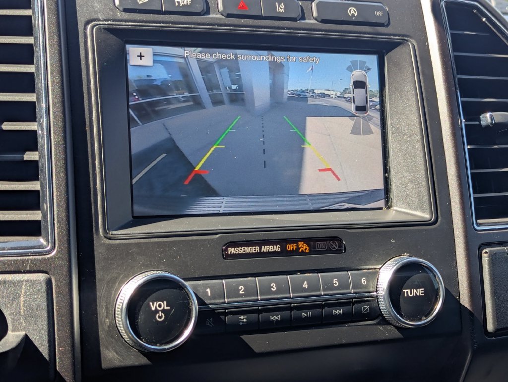 Used 2019 Ford Expedition Limited w/ Equipment Group 301A AWD/4WD image 19