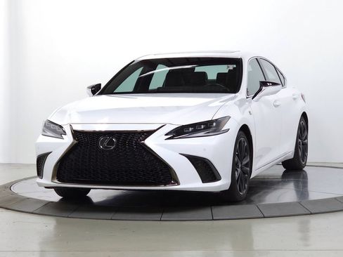 Used 2023 Lexus ES 350 F Sport w/ Accessory Package (Z2) FWD image 3