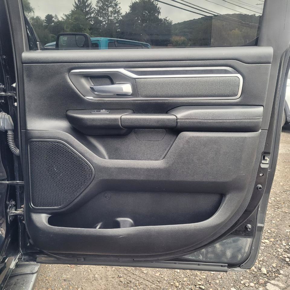Used 2019 RAM 1500 Big Horn AWD/4WD image 29