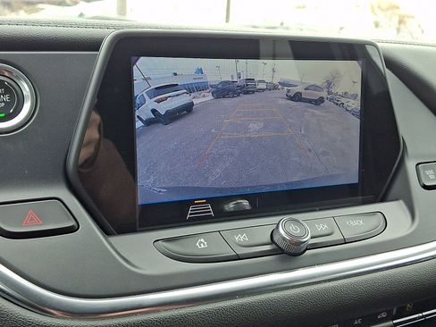 Used 2019 Chevrolet Blazer LT image 17