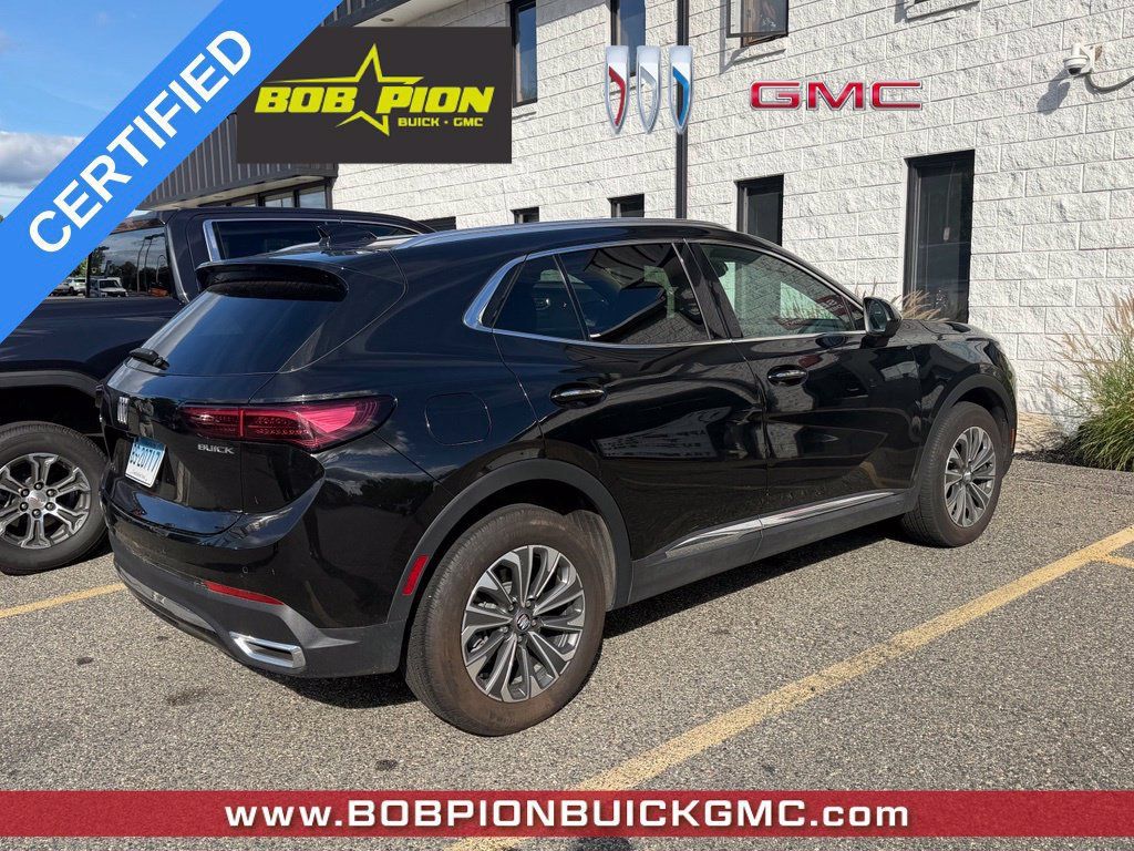 Used 2024 Buick Envision Preferred AWD/4WD image 3