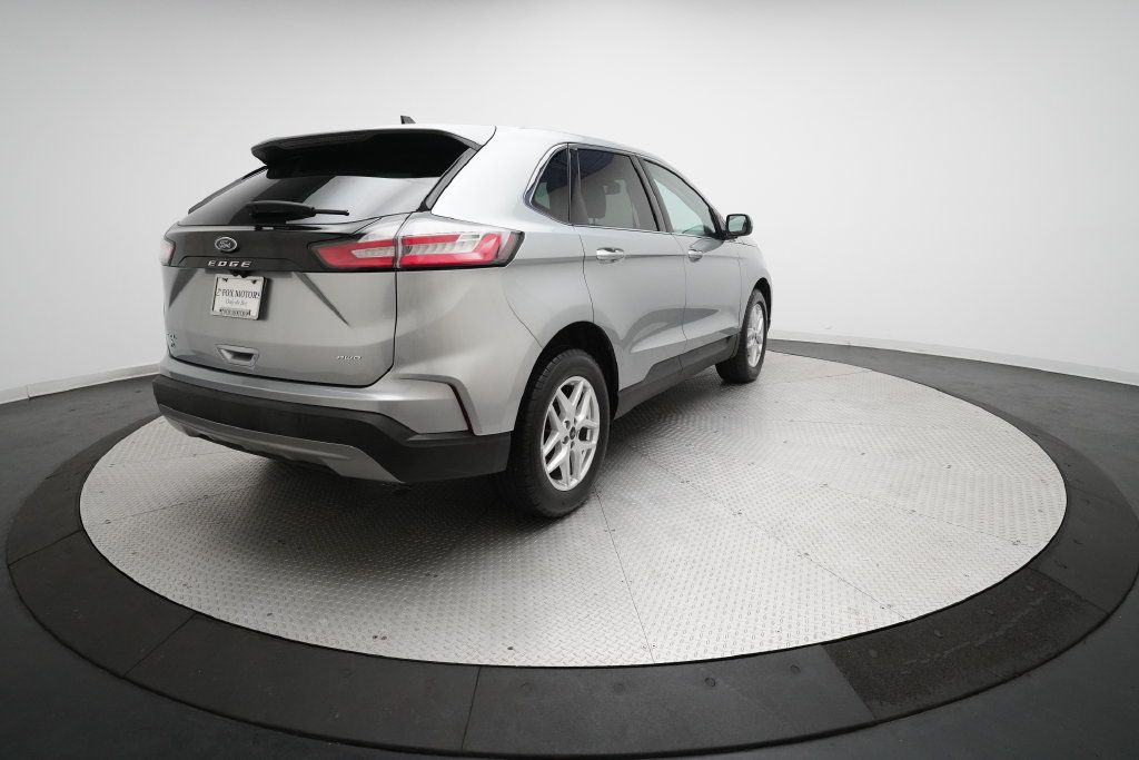 Used 2024 Ford Edge SEL w/ Convenience Package AWD/4WD image 36