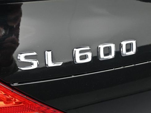 Used 2007 Mercedes-Benz SL 600 image 9