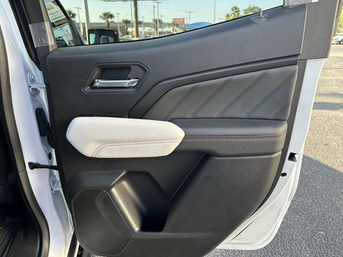 Used 2026 GMC Canyon AT4X image 21