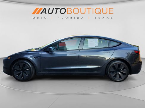 Used 2025 Tesla Model 3 RWD image 2