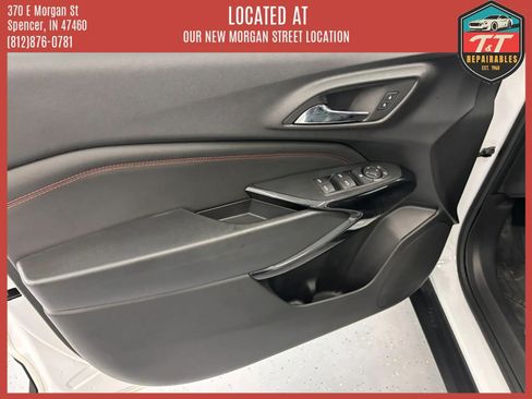 Used 2024 Chevrolet Trax RS w/ Sunroof Package FWD image 36