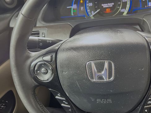 Used 2015 Honda Accord EX-L image 19