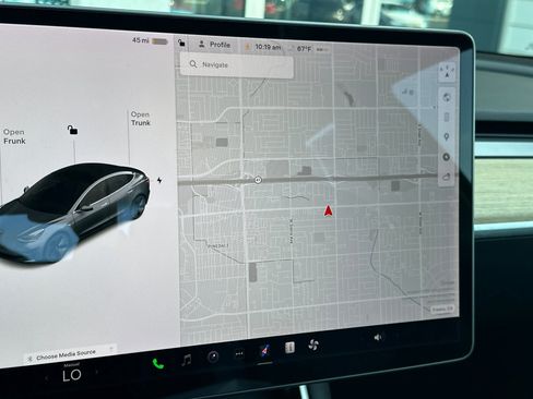 Used 2018 Tesla Model 3 Long Range image 18
