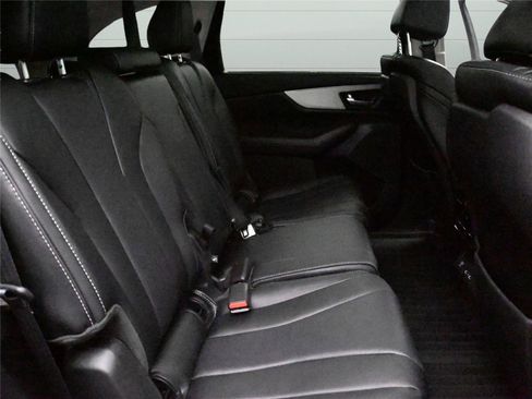 Used 2024 Acura MDX SH-AWD w/ Technology Package image 18