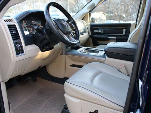 Used 2018 RAM 3500 Laramie Longhorn image 8