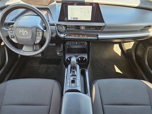 Used 2025 Toyota Prius LE image 15