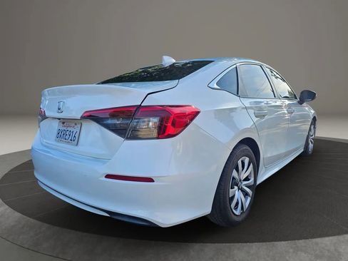 Used 2022 Honda Civic LX image 5