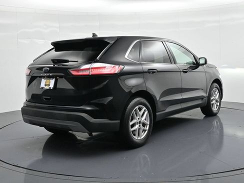 Certified 2024 Ford Edge SEL AWD/4WD image 6